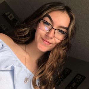 Meet your Posher, Rae-lyn